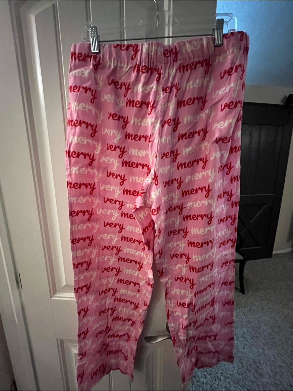 NWT J Crew Pink "Very Merry"  Pajama Pants - Cozy Holiday Sleepwear, size Large - Picture 2 of 6